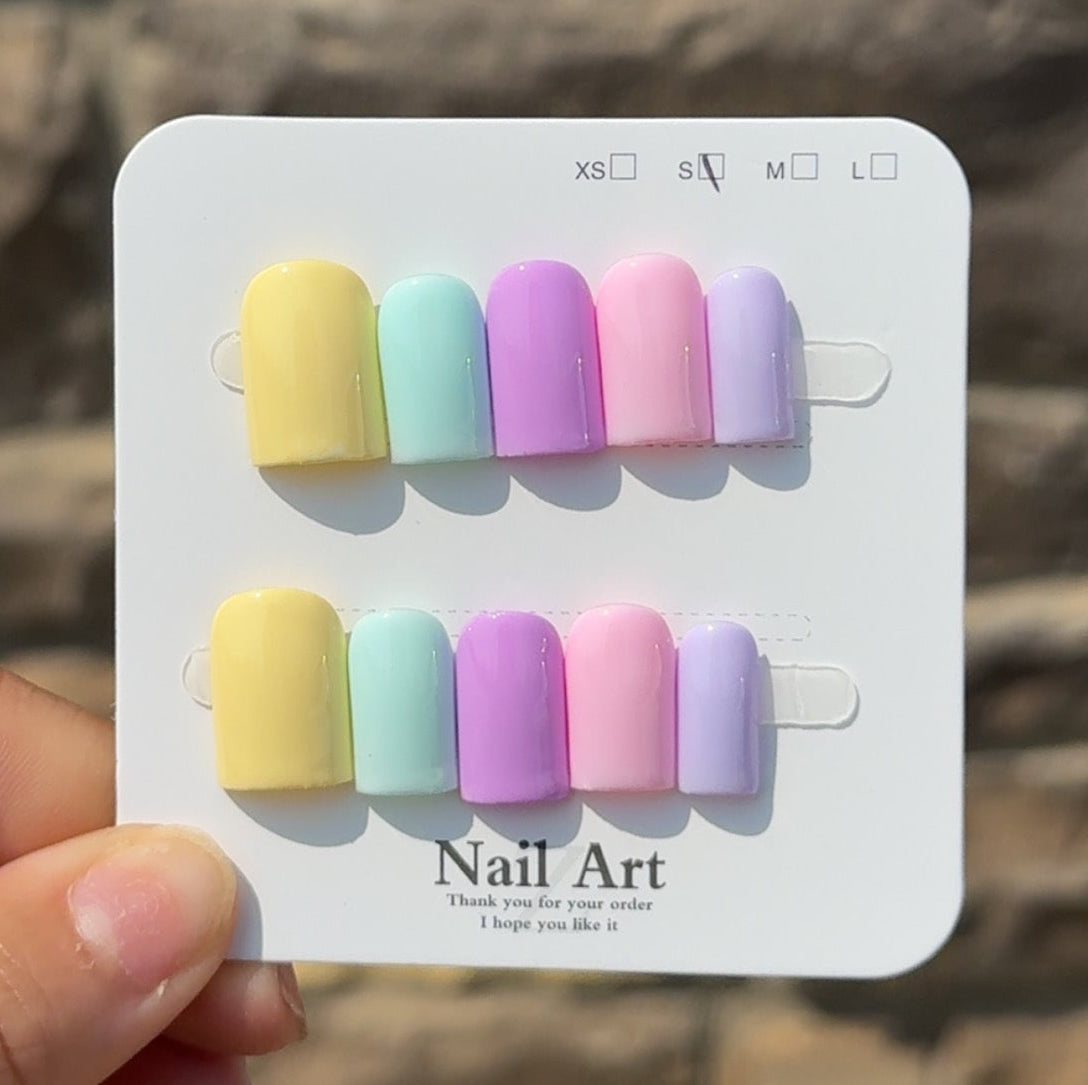 Raquel Short Nails