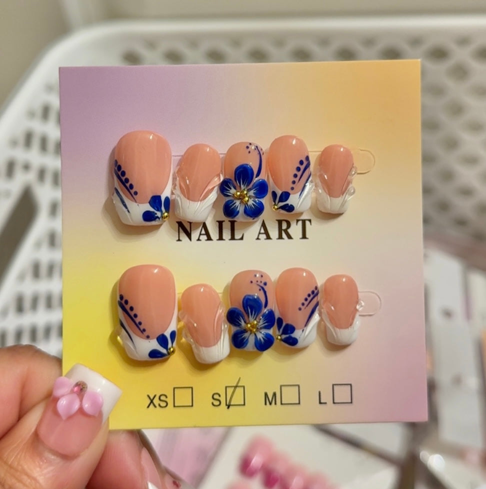 Maggie Short Nails
