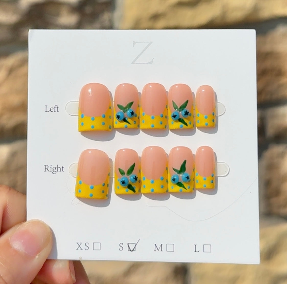 Avery Short Nails