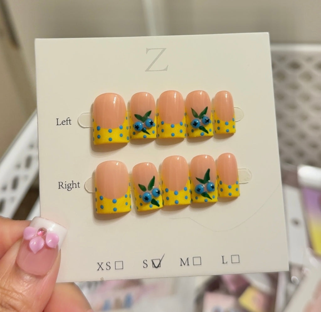 Megan Short Nails